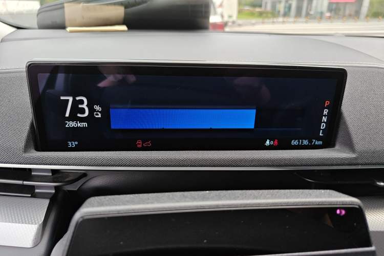 Used Ford Mustang Mach-E 2021 Leap Edition Rear-Drive Version (Standard Range) Instrument Cluster