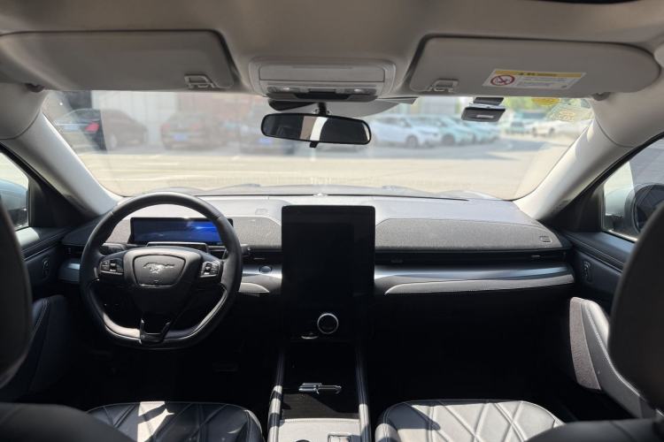 Used Ford Mustang Mach-E 2021 Leap Edition Rear-Drive Version (Standard Range) Interior 2