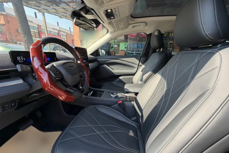 Used Ford Mustang Mach-E 2021 Leap Edition Rear-Drive Version (Standard Range) Interior 3