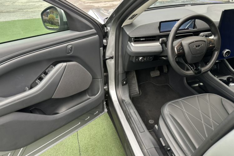 Used Ford Mustang Mach-E 2021 Wujiang Rear-Drive Version (Long Range) Interior 4