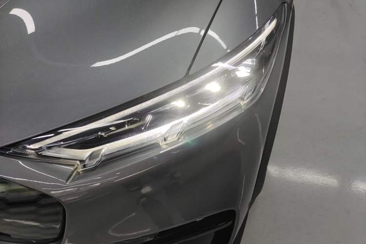 Used Ford Mustang Mach-E 2021 Leap Edition Rear-Drive Version (Standard Range) Left Front Headlight