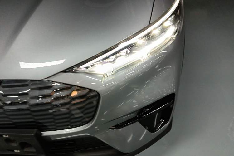 Used Ford Mustang Mach-E 2021 Leap Edition Rear-Drive Version (Standard Range) Left Front Headlight