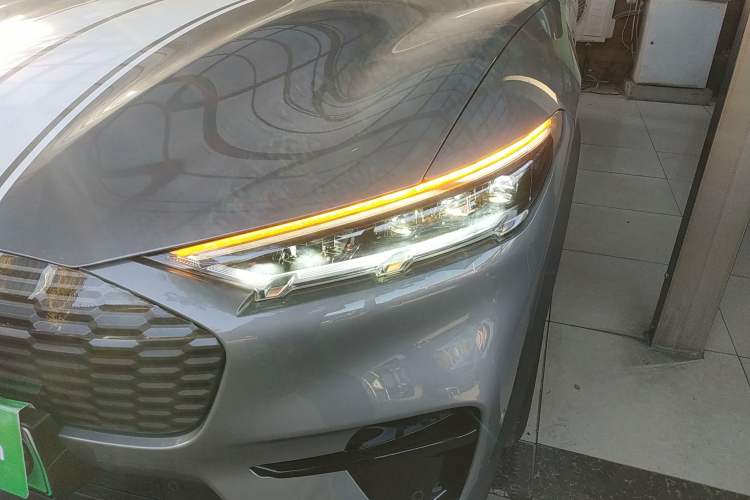 Used Ford Mustang Mach-E 2021 Leap Edition Rear-Drive Version (Standard Range) Left Front Headlight