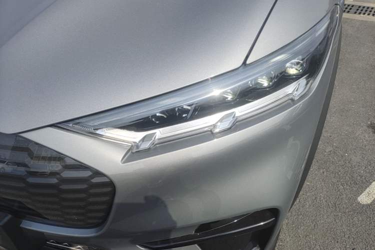 Used Ford Mustang Mach-E 2021 Leap Edition Rear-Drive Version (Standard Range) Left Front Headlight