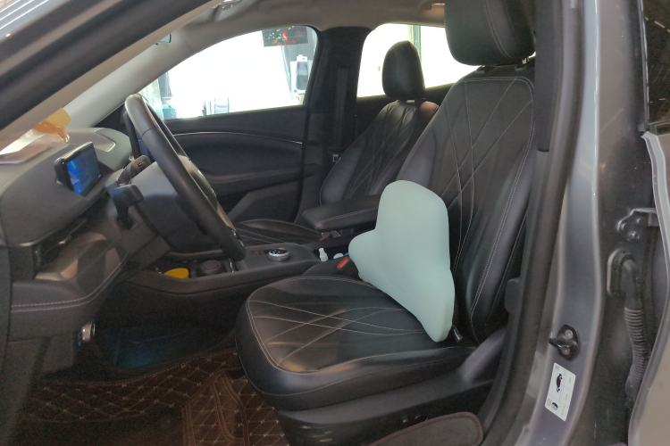 Used Ford Mustang Mach-E 2021 Leap Edition Rear-Drive Version (Standard Range) Left Front Seat
