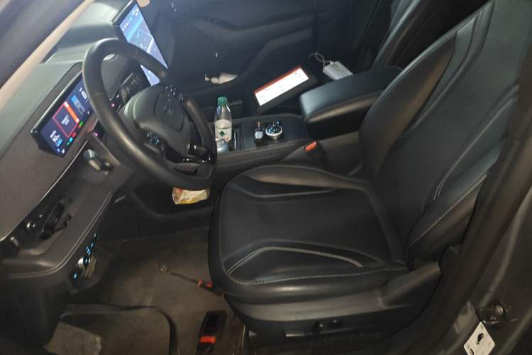 Used Ford Mustang Mach-E 2021 AION Y Plus Rear-Drive Luxury Edition (Long Range) Left Front Seat
