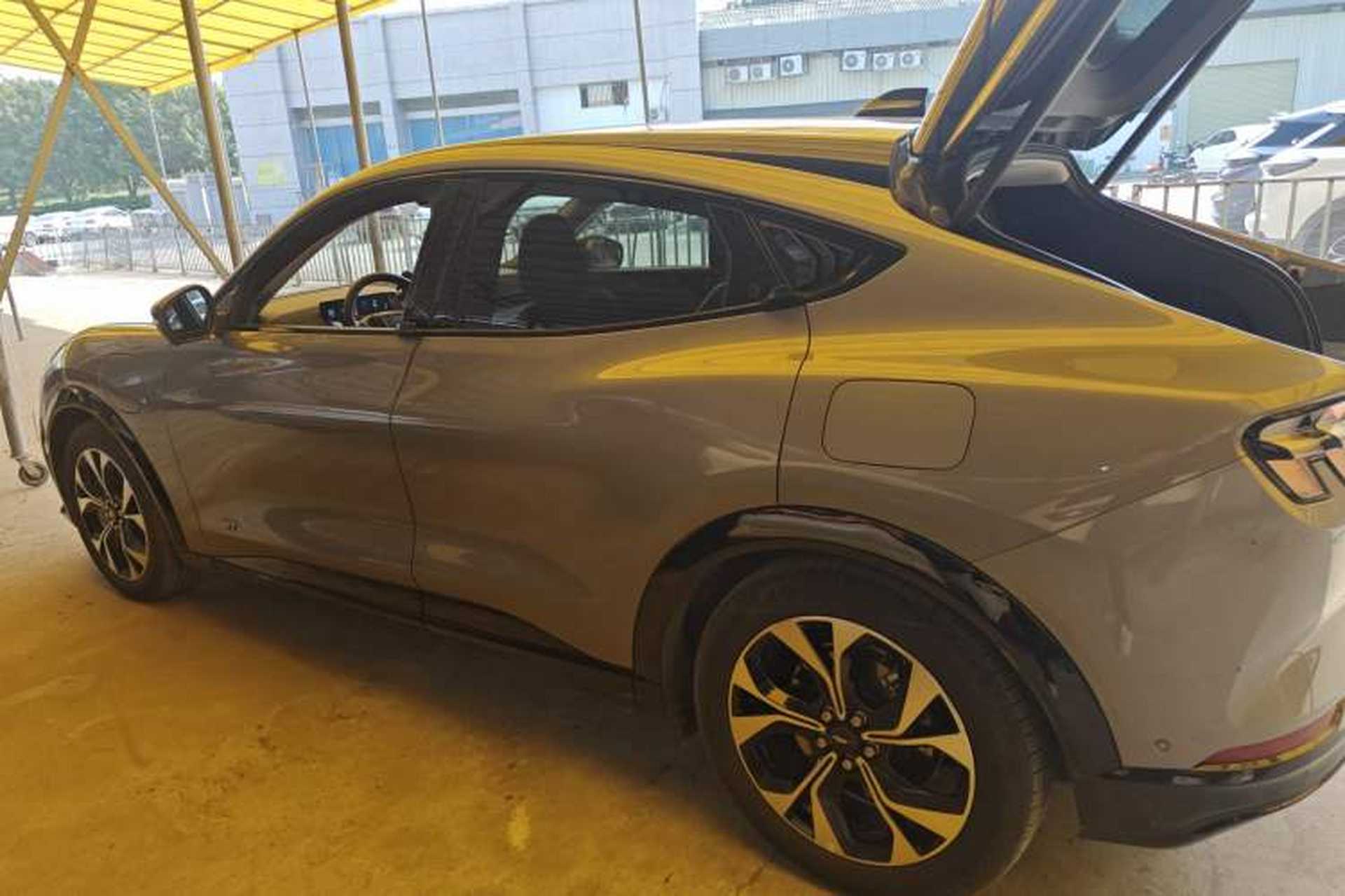 Used Ford Mustang Mach-E 2021 AION Y Plus Rear-Drive Luxury Edition (Long Range) Left Side