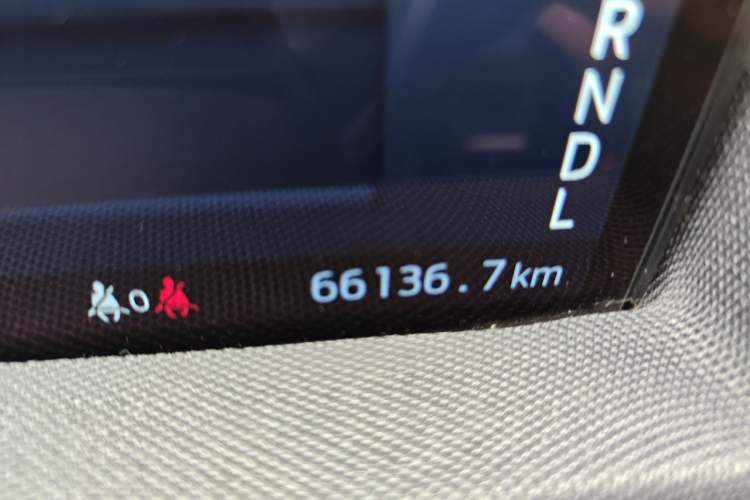 Used Ford Mustang Mach-E 2021 Leap Edition Rear-Drive Version (Standard Range) Odometer Close Up