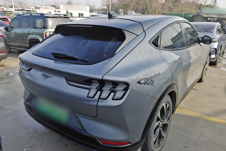 Used Ford Mustang Mach-E 2021 AION Y Plus Rear-Drive Luxury Edition (Long Range) Rear Right 45 Deg