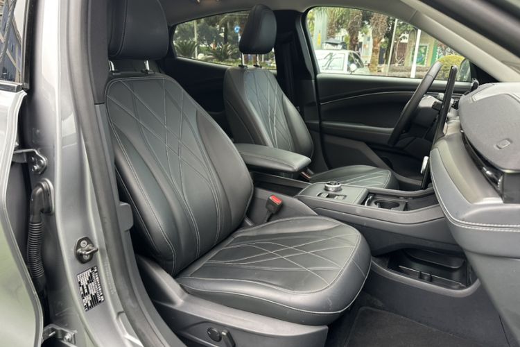 Used Ford Mustang Mach-E 2021 Wujiang Rear-Drive Version (Long Range) Right Front Seat