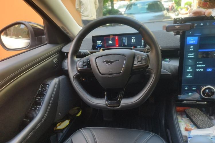 Used Ford Mustang Mach-E 2021 AION Y Plus Rear-Drive Luxury Edition (Long Range) Steering Wheel