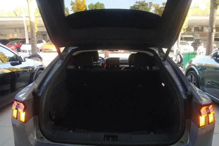 Used Ford Mustang Mach-E 2021 Leap Edition Rear-Drive Version (Standard Range) Trunk