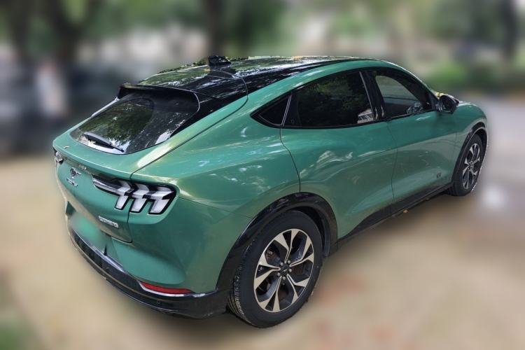 Used Ford Mustang Mach-E 2021 AION Y Plus Rear-Drive Luxury Edition (Long Range) Rear Right 45 Deg