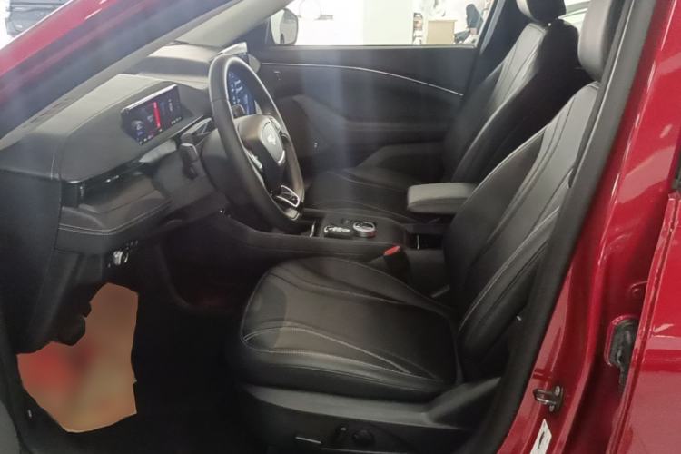 Used Ford Mustang Mach-E 2021 AION Y Plus Rear-Drive Luxury Edition (Long Range) Left Front Seat