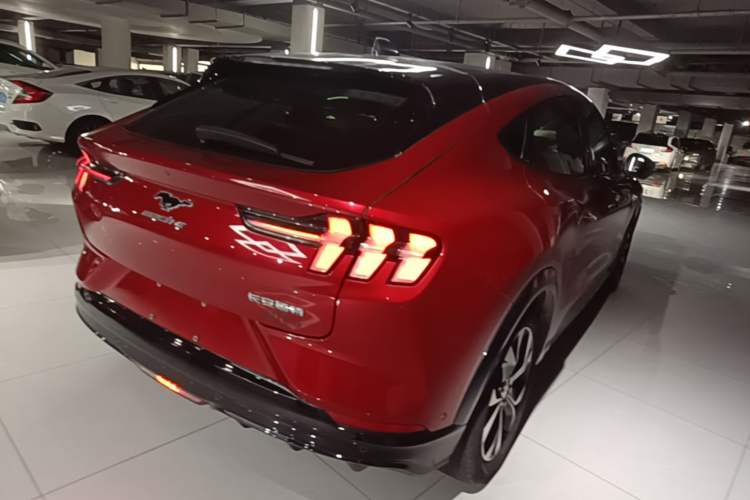 Used Ford Mustang Mach-E 2021 AION Y Plus Rear-Drive Luxury Edition (Long Range) Rear Right 45 Deg