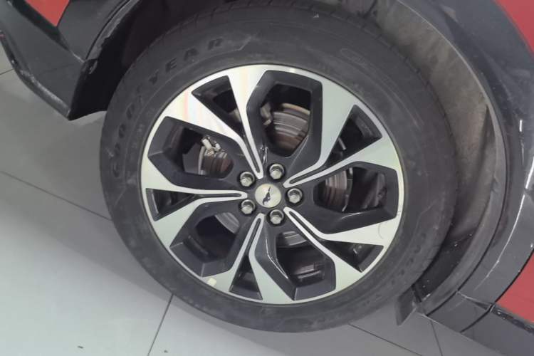 Used Ford Mustang Mach-E 2021 AION Y Plus Rear-Drive Luxury Edition (Long Range) Right Rear Wheel Hub