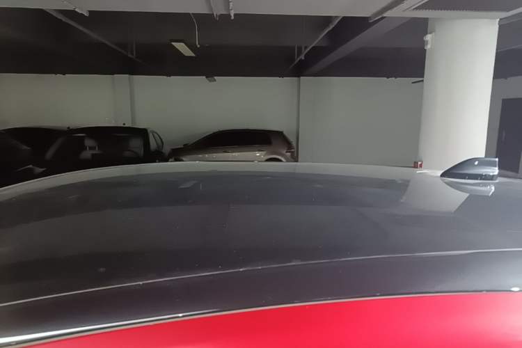 Used Ford Mustang Mach-E 2021 AION Y Plus Rear-Drive Luxury Edition (Long Range) Roof
