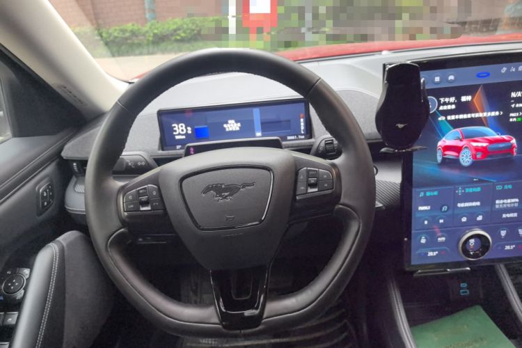 Used Ford Mustang Mach-E 2021 AION Y Plus Rear-Drive Luxury Edition (Long Range) Steering Wheel