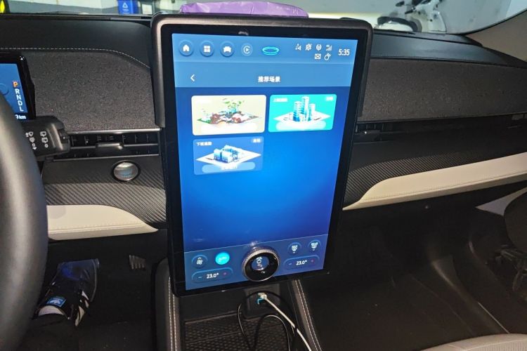 Used Ford Mustang Mach-E 2021 AION Y Plus Rear-Drive Luxury Edition (Long Range) Audio And AC Panel