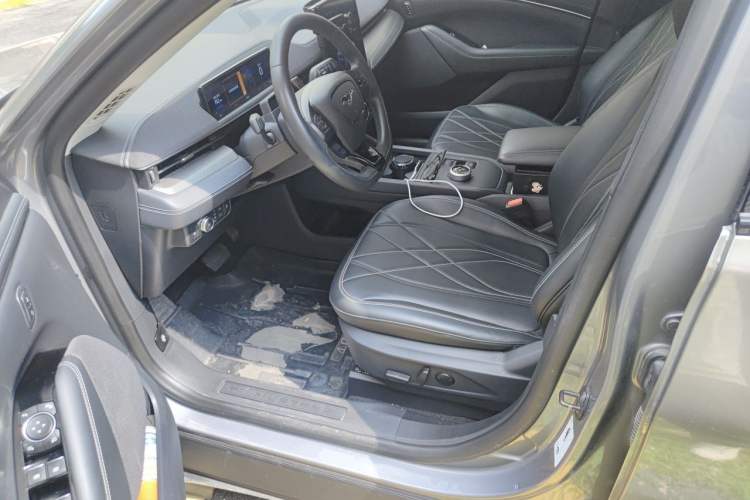 Used Ford Mustang Mach-E 2021 Leap Edition Rear-Drive Version (Standard Range) Driver Seat