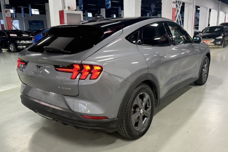 Used Ford Mustang Mach-E 2021 Leap Edition Rear-Drive Version (Standard Range) Exterior 5