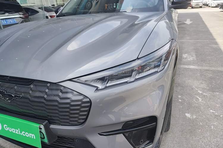 Used Ford Mustang Mach-E 2021 AION Y Plus Rear-Drive Luxury Edition (Long Range) Left Front Headlight