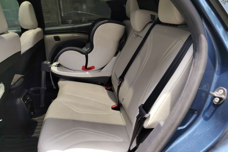 Used Ford Mustang Mach-E 2021 AION Y Plus Rear-Drive Luxury Edition (Long Range) Left Rear Seat