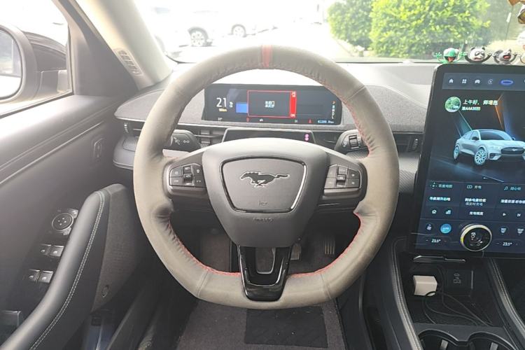Used Ford Mustang Mach-E 2021 AION Y Plus Rear-Drive Luxury Edition (Long Range) Steering Wheel
