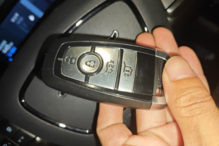 Used Ford Mustang Mach-E 2021 AION Y Plus Rear-Drive Luxury Edition (Long Range) Vehicle Key