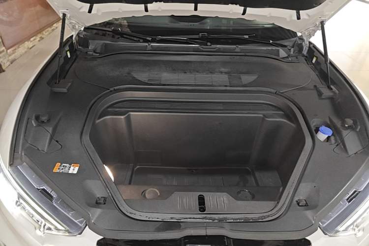 Used Ford Mustang Mach-E 2021 AION Y Plus Rear-Drive Luxury Edition (Long Range) Engine Bay