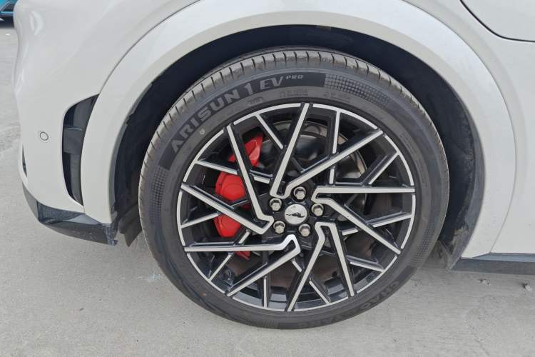 Used Ford Mustang Mach-E 2021 GT Model Exterior 4
