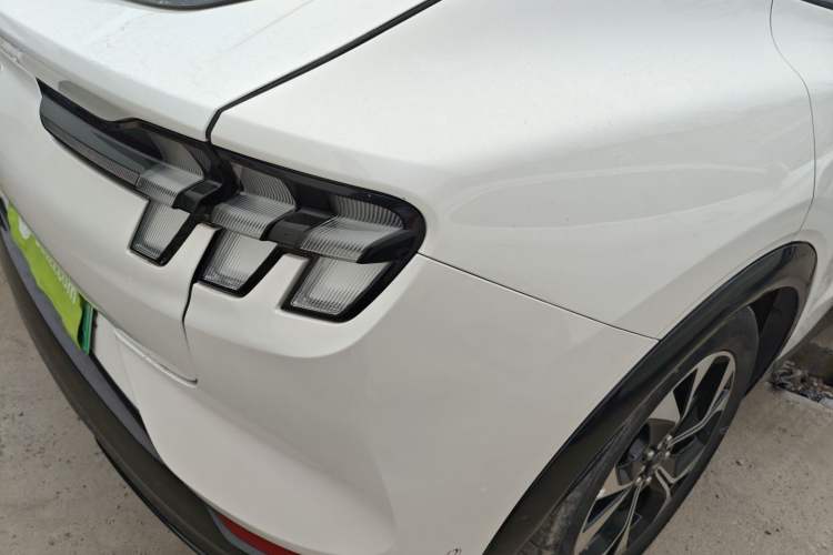Used Ford Mustang Mach-E 2021 AION Y Plus Rear-Drive Luxury Edition (Long Range) Exterior 6