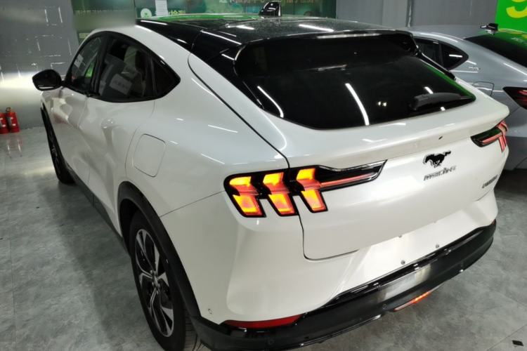 Used Ford Mustang Mach-E 2021 AION Y Plus Rear-Drive Luxury Edition (Long Range) Rear Left 45 Deg