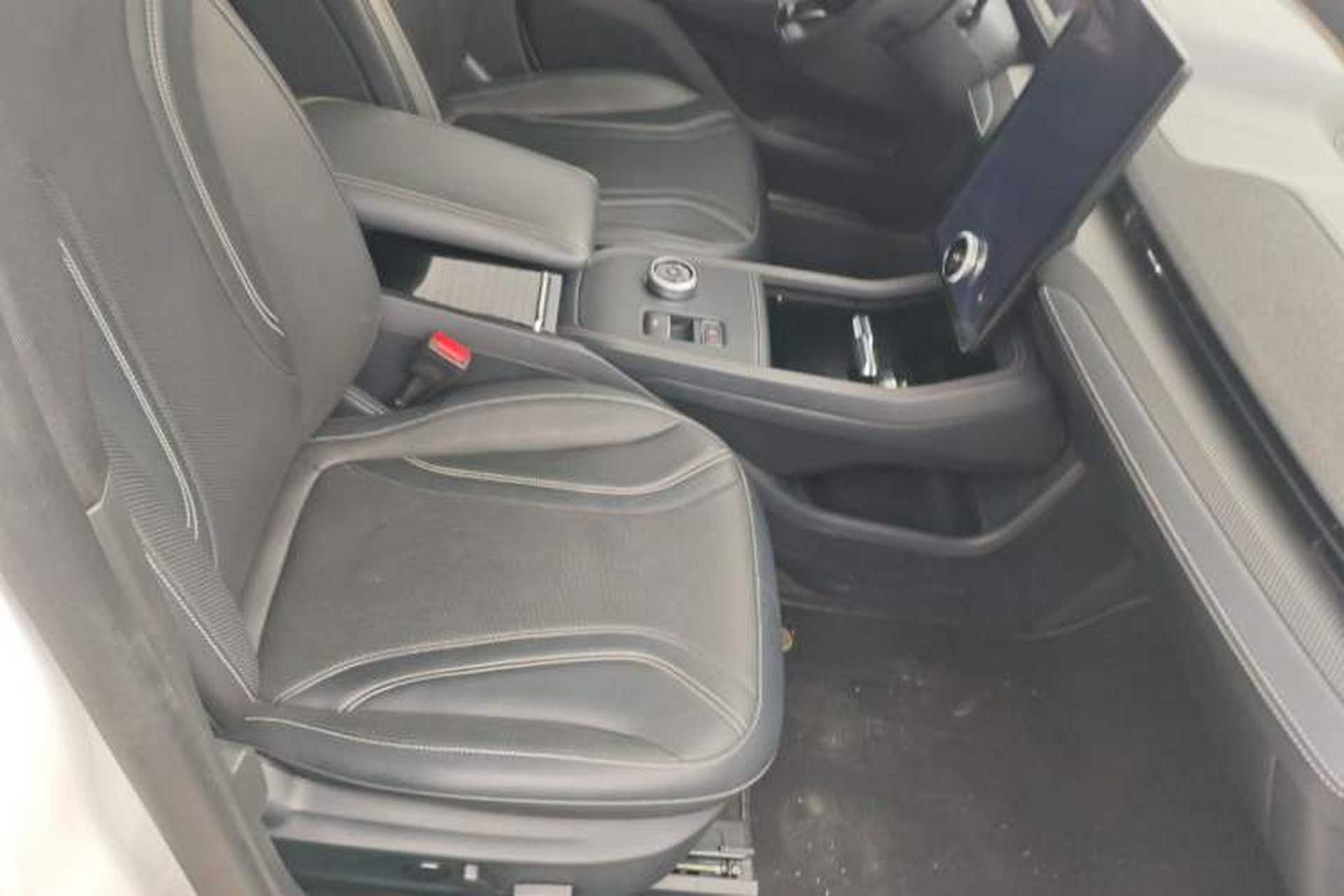 Used Ford Mustang Mach-E 2021 AION Y Plus Rear-Drive Luxury Edition (Long Range) Right Front Seat
