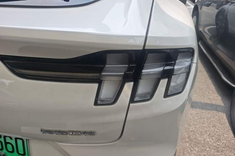 Used Ford Mustang Mach-E 2021 AION Y Plus Rear-Drive Luxury Edition (Long Range) Right Rear Taillight