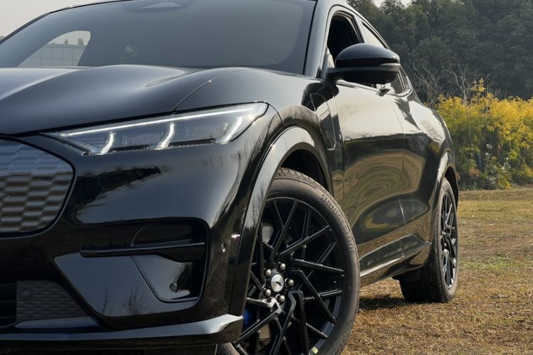 Used Ford Mustang Mach-E 2024 Windstorm Version (Long-Range) Exterior 4