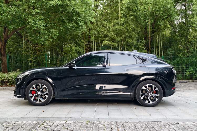 Used Ford Mustang Mach-E 2024 Windstorm Version (Long-Range) Exterior 5
