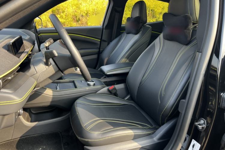 Used Ford Mustang Mach-E 2024 Windstorm Version (Long-Range) Interior 1