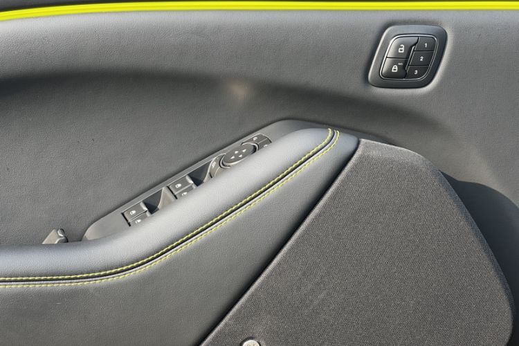 Used Ford Mustang Mach-E 2024 Windstorm Version (Long-Range) Interior 9