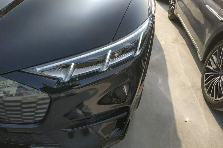 Used Ford Mustang Mach-E 2024 Windstorm Version (Long-Range) Left Front Headlight