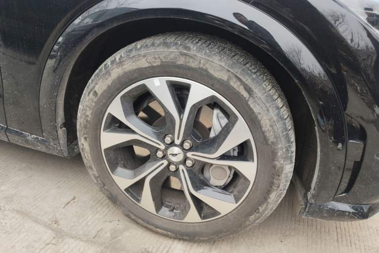 Used Ford Mustang Mach-E 2024 Windstorm Version (Long-Range) Right Front Wheel Hub