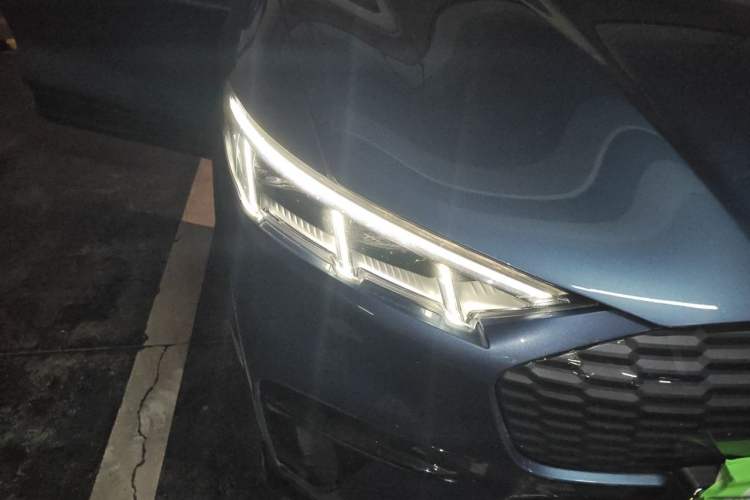 Used Ford Mustang Mach-E 2024 Windstorm Version (Long-Range) Right Front Headlight