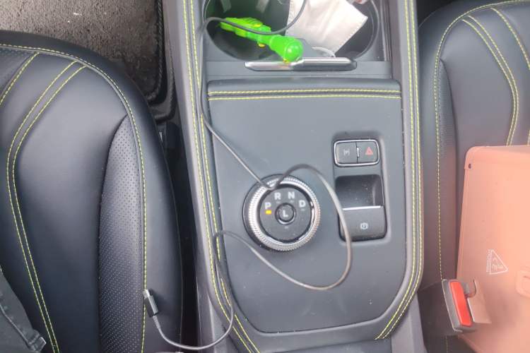 Used Ford Mustang Mach-E 2024 Trend Edition (Long-Range) Gear Lever