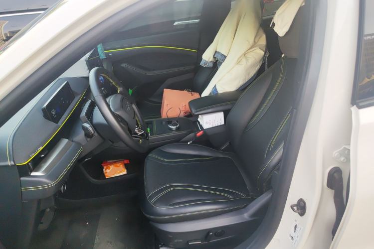 Used Ford Mustang Mach-E 2024 Trend Edition (Long-Range) Left Front Seat