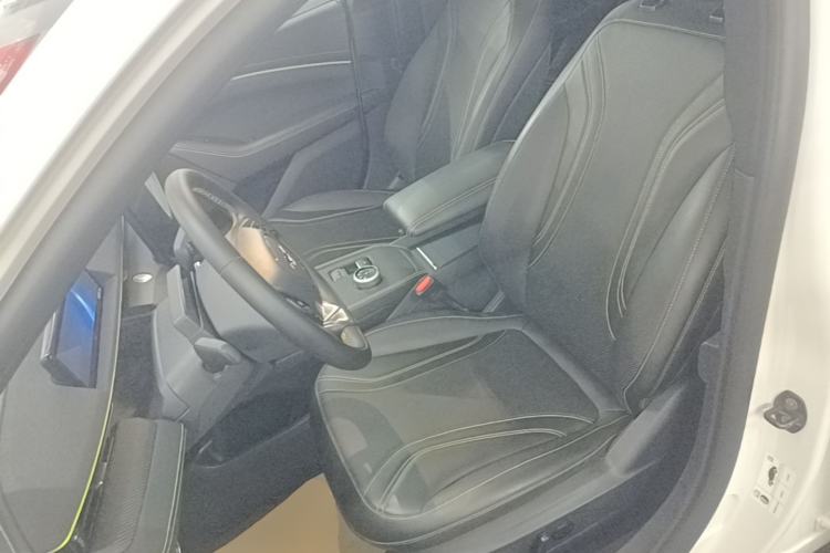 Used Ford Mustang Mach-E 2024 Windstorm Version (Long-Range) Left Front Seat