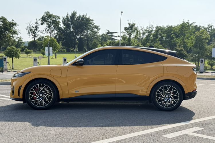 Used Ford Mustang Mach-E 2024 GT Model Exterior 4