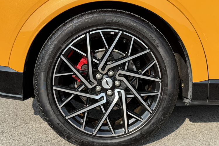 Used Ford Mustang Mach-E 2024 GT Model Exterior 5