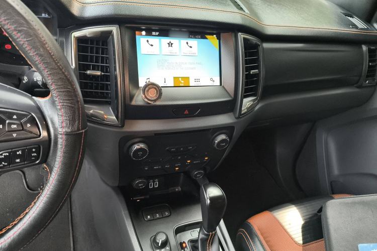 Used Ford Ranger 2018 3.2TDCi Wildtrak Audio And AC Panel