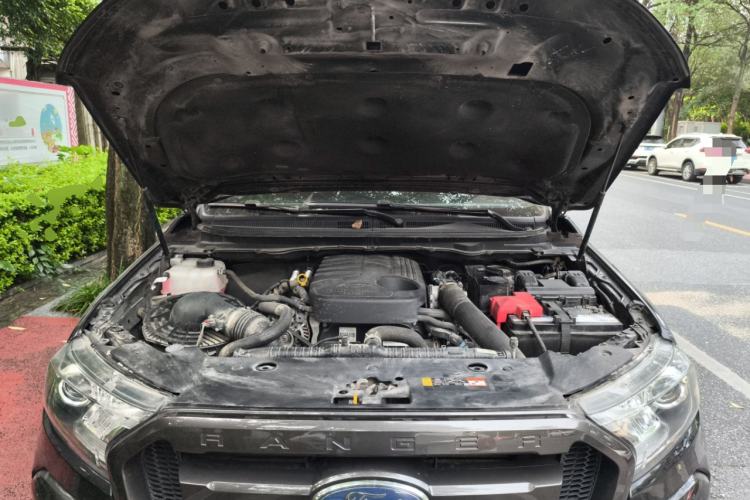 Used Ford Ranger 2018 3.2TDCi Wildtrak Engine Bay