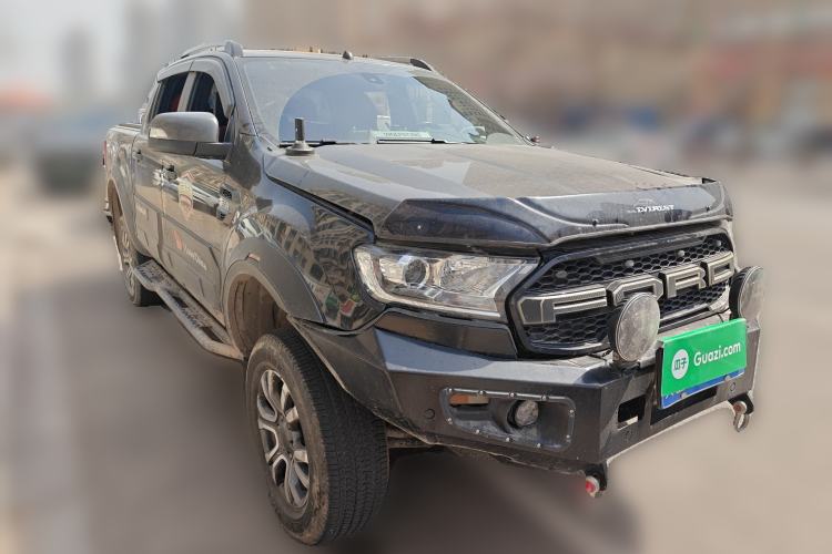 Used Ford Ranger 2018 3.2TDCi Wildtrak Front Right 45 Deg